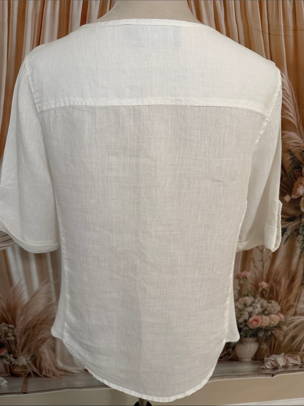 Cynthia Rowley White Split-Neck Linen Pocket Blouse - Picture 4 of 7